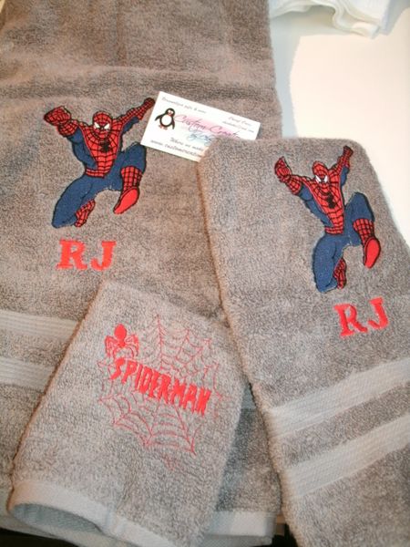 Spiderman Leaping Personalized 3 piece Superhero Towel Set