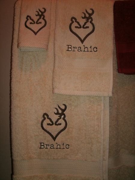 Browning Buck Deer Heart Personalized 3 piece Towel Set