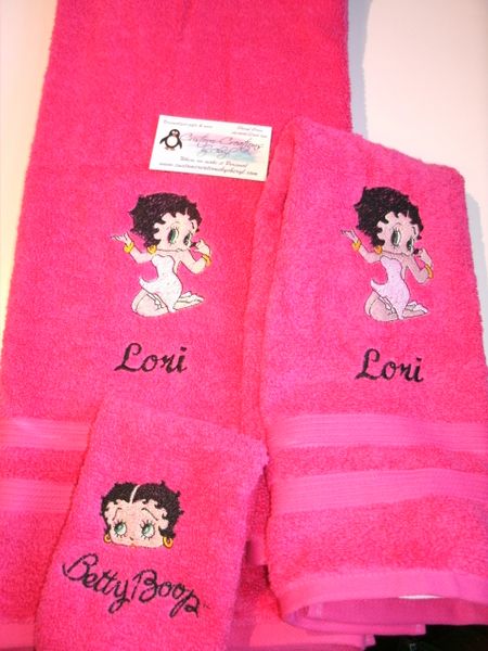 Personalized Betty Boop Kneeling 3 piece bathTowel Set