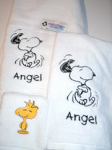 Snoopy Dancing Personalized 3 Piece Bath Towel Set