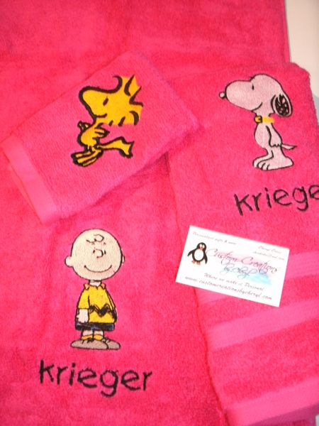 Snoopy Gang Personalized 3 Piece Bath Towel Set