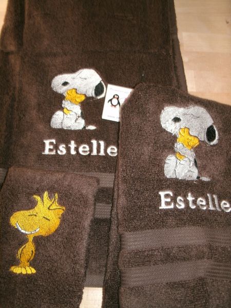 Snoopy hugging Woodstock Personalized 3 Piece Bath Towel Set