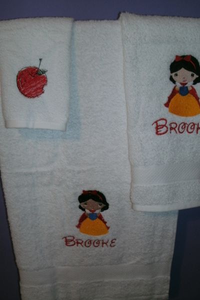 Snowwhite Princess Personalized Towel Set