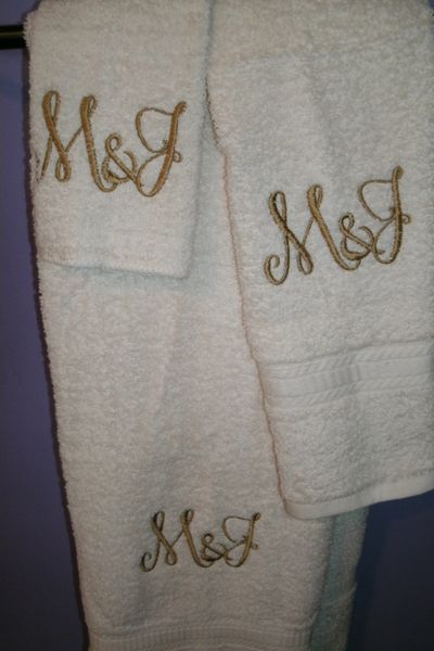 Embroidered Bath Towel Set Initials