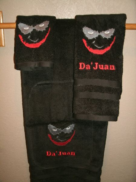 Suicide Squad Joker Smile Personalized 3 piece Superhero Towel Set