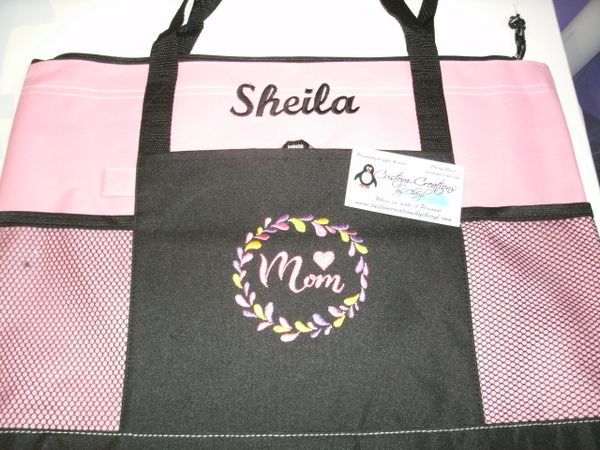 Mom Lauriel wreath Family Personalized Tote Bag