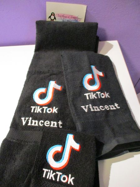 Personalized TikTok Bath Towel Set