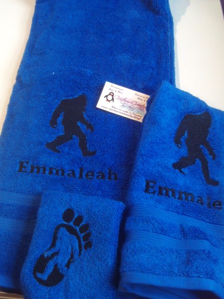 Big Foot Sketch Personalized 3 piece Towel Set