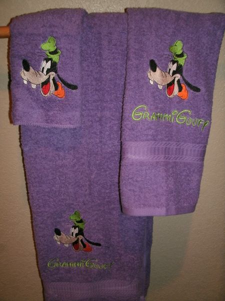 Goofy Face Personalized 3 piece Bath Towel Set