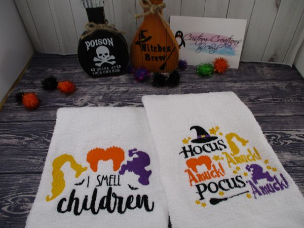 Hocus Pocus Amuck Amuck Amuck & I smell Children Personalized Kitchen Towels Hand Towels 2 piece set