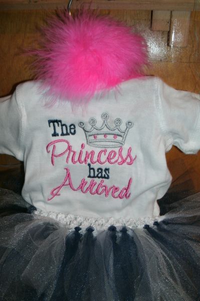 The Princess has Arrived (Big Crown) Newborn Personalized Tutu Set