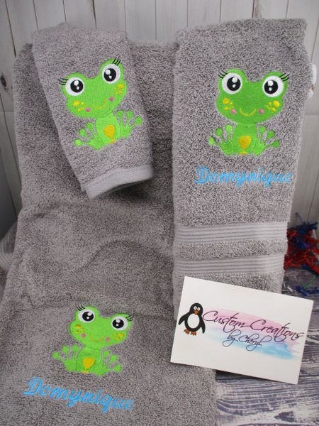 Cute Big Eye Frog Personalized 3 Piece Towel Set