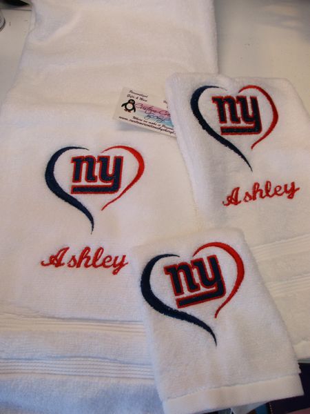 Giants Heart Football Personalized 3 Piece Sports Towel Set