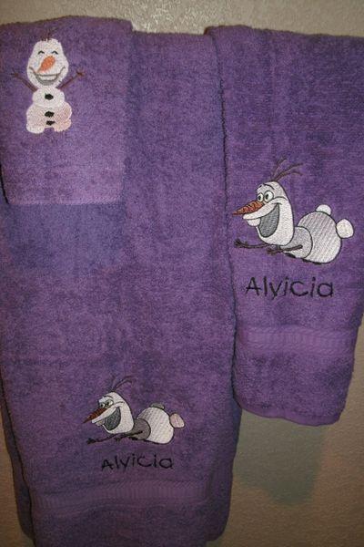 Frozen Snowman Olaf Flying Personalized Towel Set