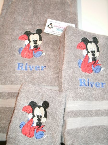 Mickey Baby Personalized Towel Set