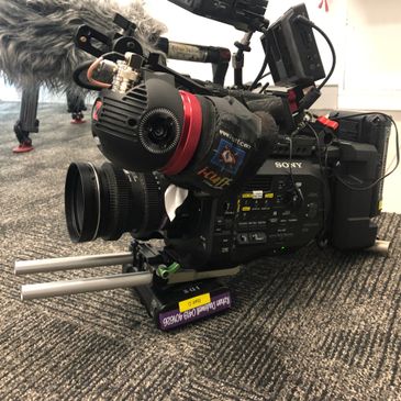 Sony FS7 location filming Zacuto viewfinder