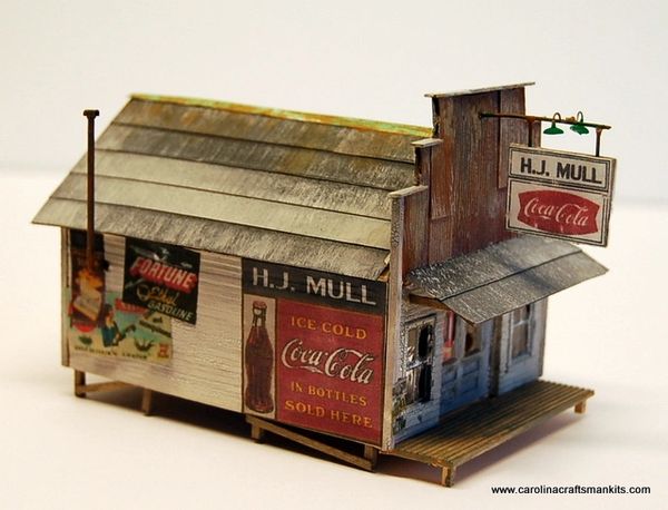 H.J. MULL STORE - HO Scale
