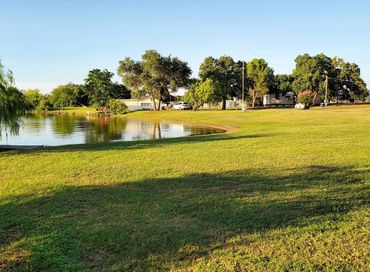 Lakefront cabin cottage vacation rental highland lakes Áustin Hill country lake Buchanan beach