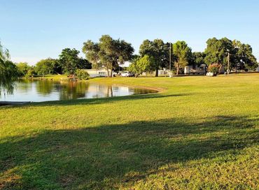 Lakefront cabin cottage vacation rental highland lakes Áustin Hill country lake Buchanan beach