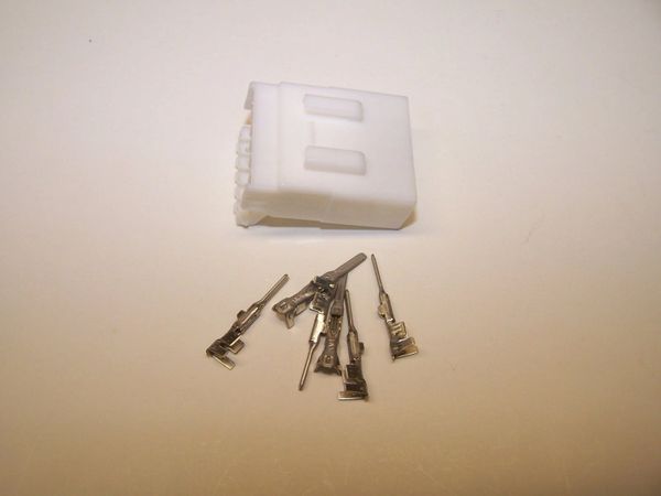 1 Harley 6x White OEM Amp/Tyco Multi-lock FEMALE conector+terminals