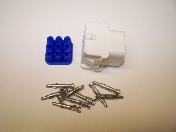 1 White 9X OEM Amp/Tyco Mate-N-Lok FEMALE Connector