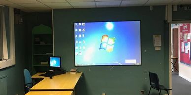 Refurbished Interactive touchscreen
Refurbished Interactive displays
Refurbished Interactive display