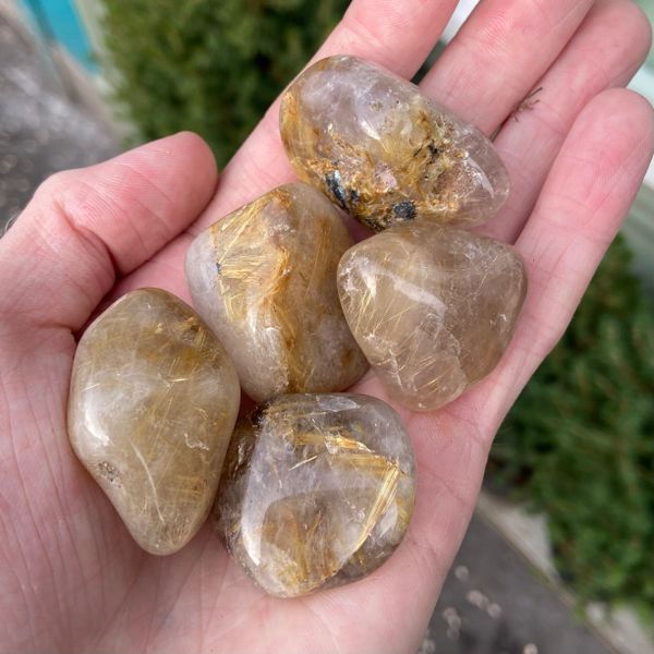 1x Rutilated Quartz Tumble Stone (3-4cm)