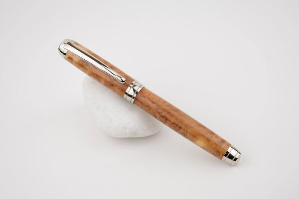 Diplomat non postable fountain pen, Australian york gum wood, rhodium plated