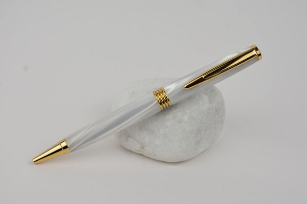 Streamline ballpoint pen, white pearl, gold plated