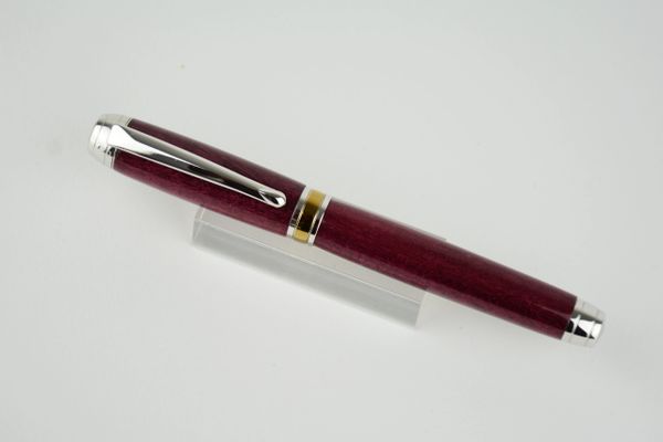 Diplomat non postable fountain pen, purpleheart, rhodium/gold plated