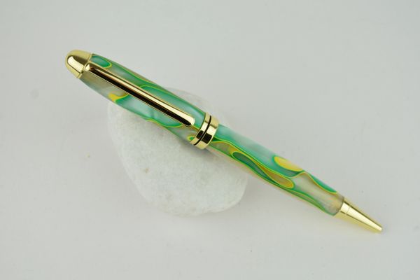 Classic Meadow ballpoint pen, green/white/yellow, gold plated