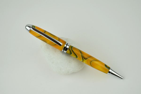 Classic ballpoint pen, honey bee, chrome