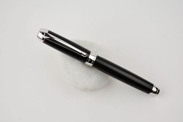 Mistral non postable fountain pen, Indian ebony wood, rhodium plated