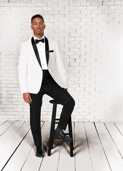 Select Formawear White 'Clayton' Tuxedo C1031