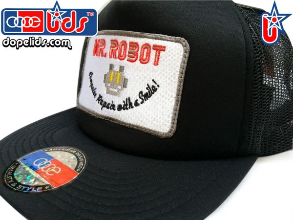 smart-patches Mr. Robot Trucker Hat (Solid Black)