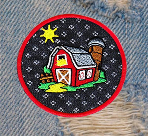 Cute Farm Barn Patch 7.5cm Applique