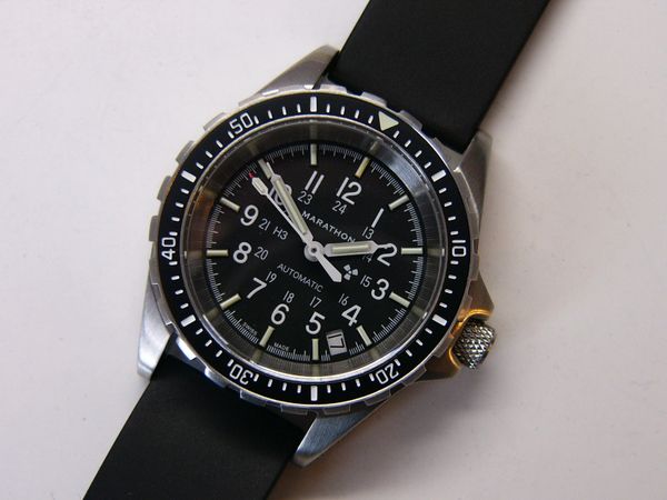 marathon medium diver automatic