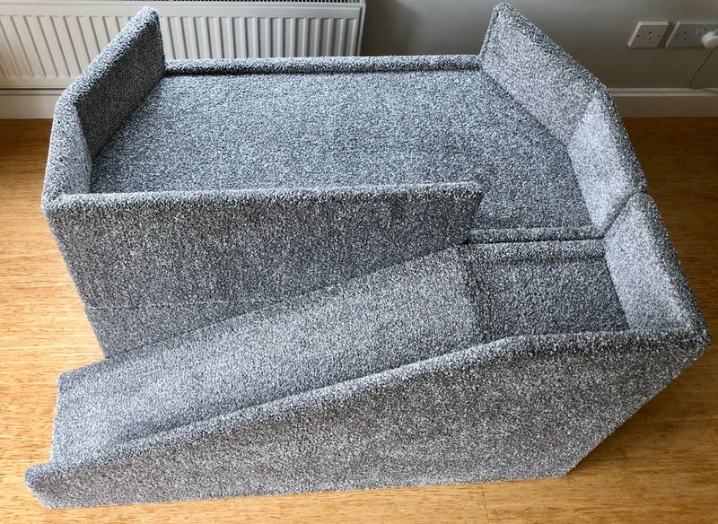 Dog window seat with ramp sale