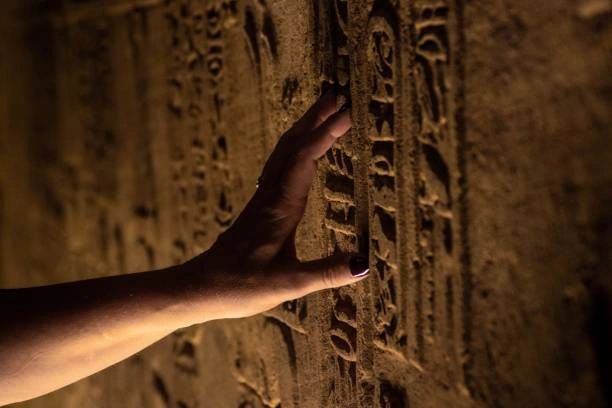Sediion image: Egyptian hieroglyphics