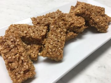 Flapjacks, golden syrup. oatmeal biscuit