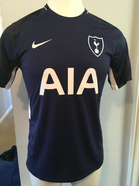 Official Boxed Son Heung-min Tottenham Hotspur FC Signed Match-Worn Home  Shirt CharityStars