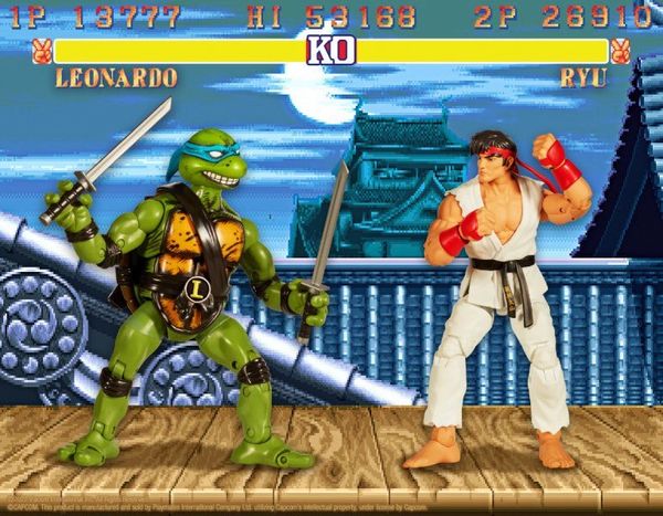 *PRE-SALE* TMNT x Street Fighter II Classic Leonardo Vs. Ryu Action Figure Two-Pack