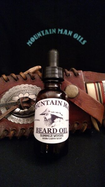 MOUNTAIN MAN BEARD OIL SUMMERWOODS ( warm earthy scent)