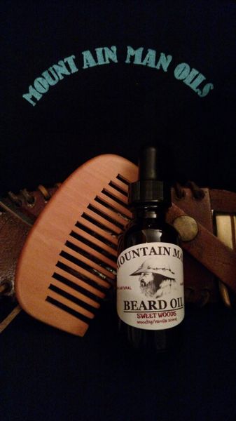 MOUNTAIN MAN OILS BEARD OIL & ROSEWOOD COMB COMBO PACK