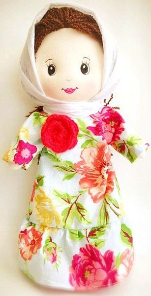 Muslim Doll With A Colorful Abaya And A Hijab | We sell Muslim dolls