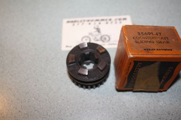 NOS 35691-47 Transmission Countershaft Sliding Gear