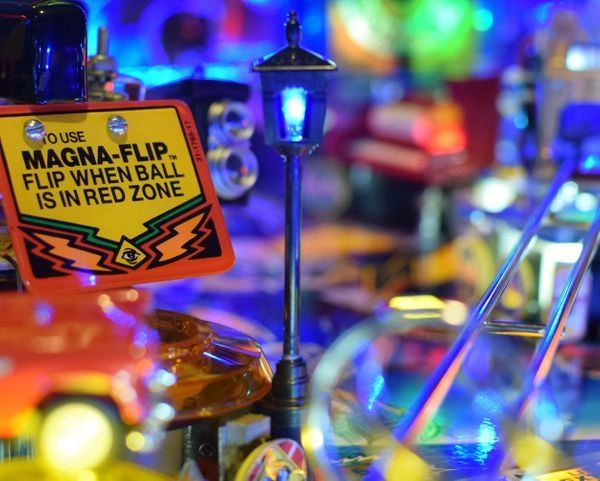 Twilight Zone Pinball Illuminated Street Lamp Mod