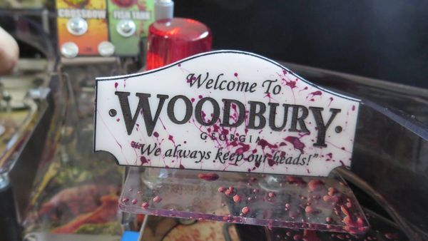 TWD WOODBURY SIGN