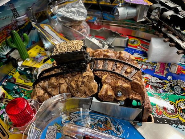 CoinTaker, distributor of pinball machines ,toppers, and parts.