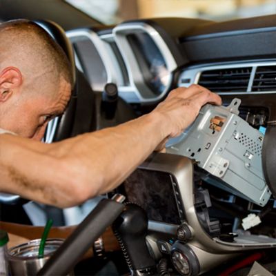 CAR AUDIO & MOBILE ELECTRONICS INSTALLER